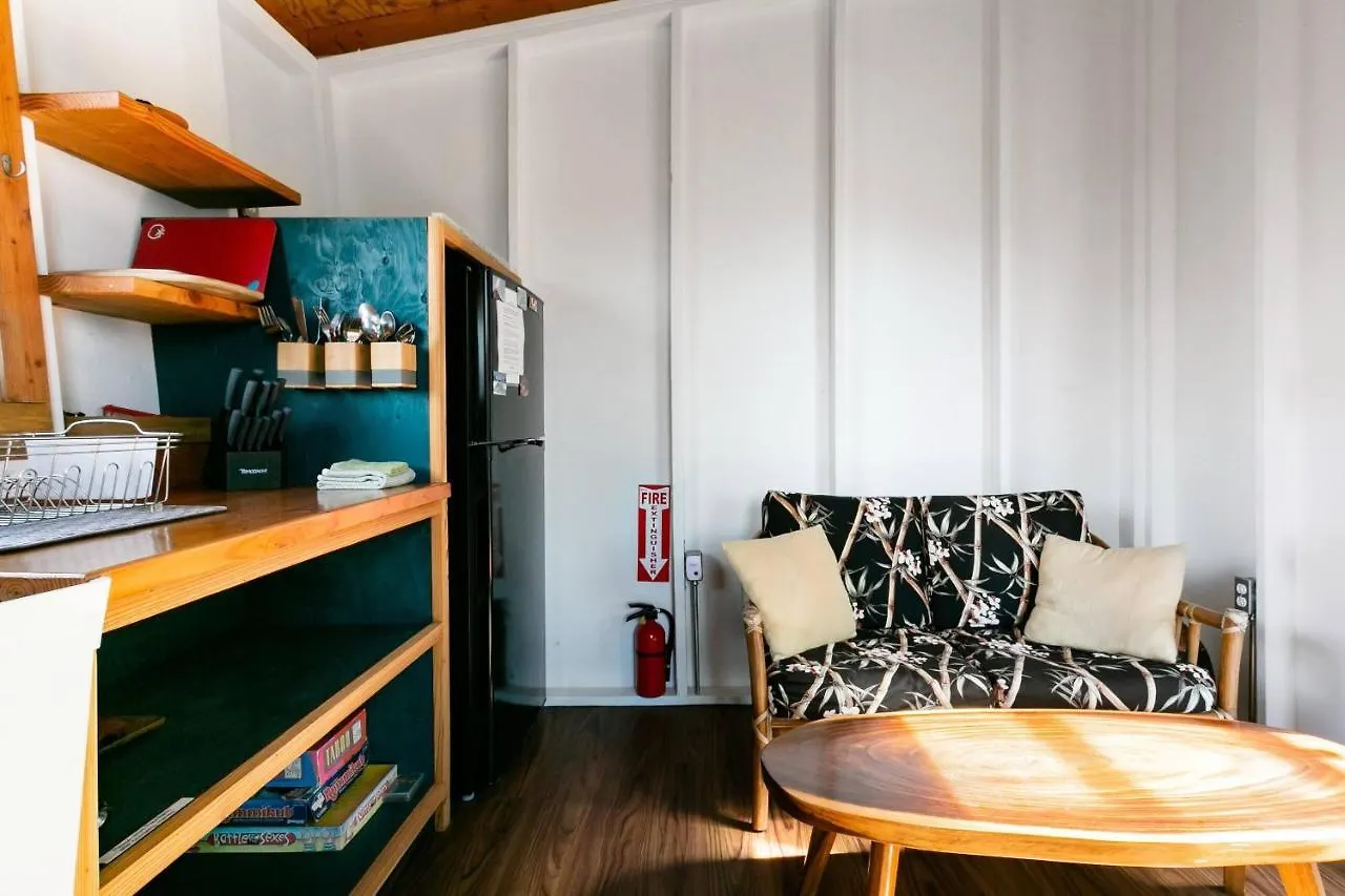 Holiday home The Ohana House, Amazing Tiny Home On A Volcanic Lava Field! Kehena
